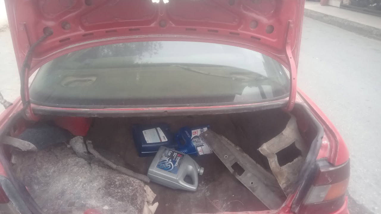 سلام عليكم النتره ٩٢ كاربون شرط التحويل سياره يرادله مصرف كدام العين السعر ٢٠ وبيه شي بسيط مجال ***********
