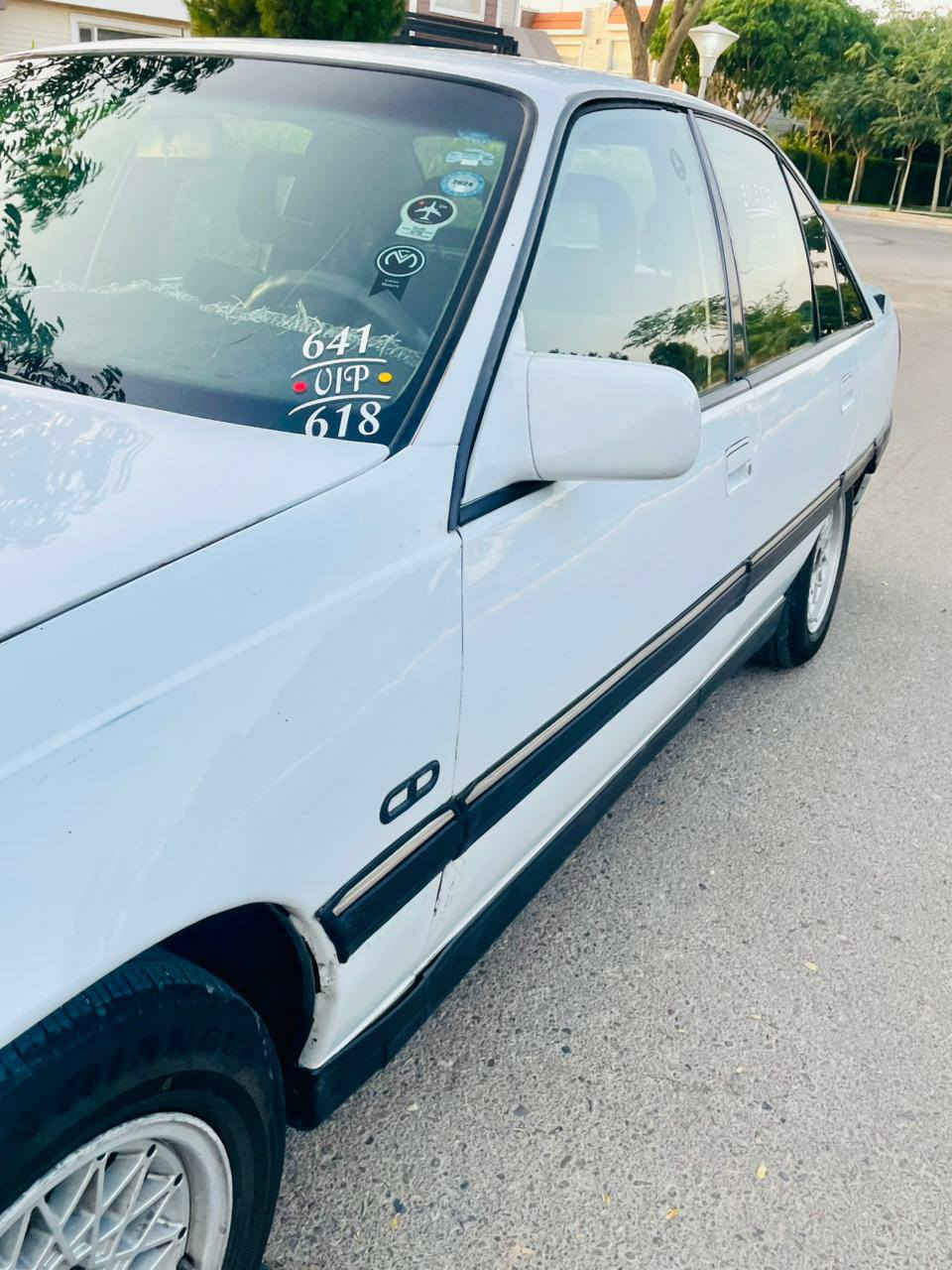 للبيع اوبل اوميكا
 موديل1993 رقم اربيل 
سيارة صبغ بلاد 
بيهه 2قطعه صبغ 
بدون سلايت 
كير عادي
بدون تبريد
 سعر 45وبي مجال
 عنوان ديالى-خانقين 
***********
