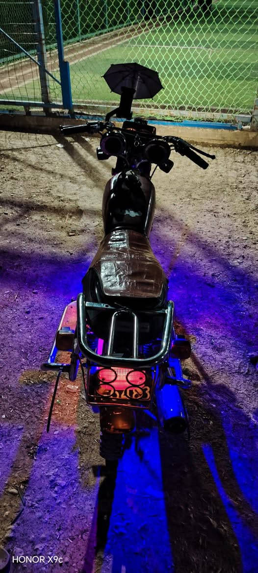 ماطور بارت عيتاني اربعه كير 4 واير منيه شغاله كامل اشاير   السعر
325 بي مجال[***********
