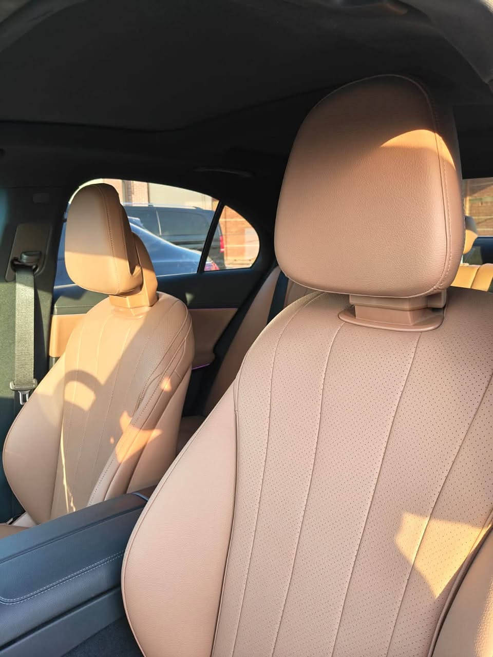متاح الان E200 Model 2024 Fully loaded premium plus Used like zero 14.000km 📍
متاح جميع انظمه القسط 
اقل مقدم واقل فايده 
فايده ٩.٩٪؜
بدون حظر بيع 
للحجز والاستعلام 
📱01550805551
📱01282642954


**إذا كنت صاحب هذا الإعلان وتريد حذفه لأي سبب، رجاءا أرسل رسالة إلى الدعم الفني**