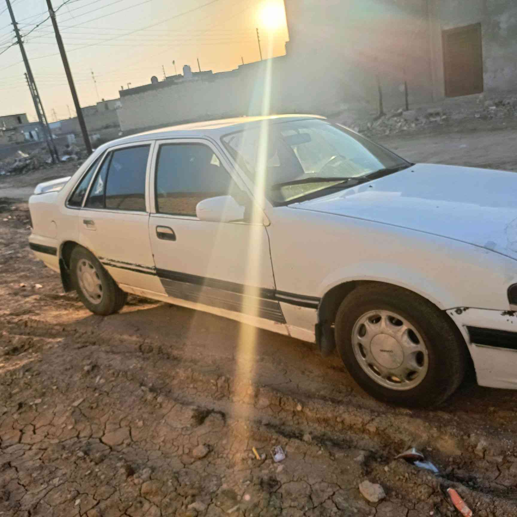 سياره للبيع او المراوس حسب القناعه بخصوصي فقط 
برنس دايو ماكينه ونجي 6 سلندر سياره جاهزه حداديه جديده تخم تاير 
رقم نجف مشروع وطني شرط المداوره
 سعر 32$ وبيه مجال
المكان الشطره.     ***********
 انه مكلف بل النشر
