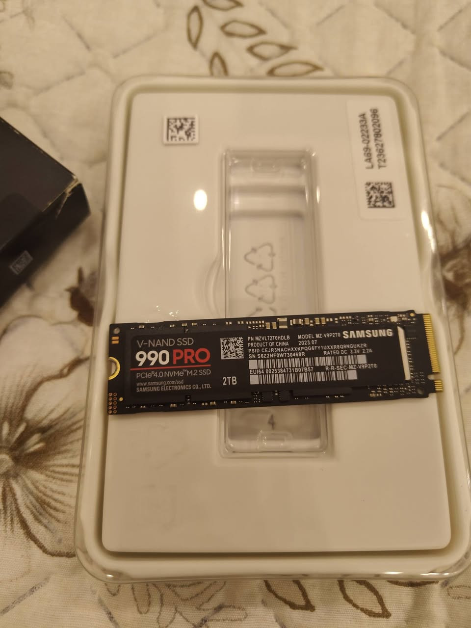 m.2 2TB Samsung 990 pro سرعتها 7450
مستخدمه قليل نظيفه بعدها
الي يريدها يجي خاص


**إذا كنت صاحب هذا الإعلان وتريد حذفه لأي سبب، رجاءا أرسل رسالة إلى الدعم الفني**