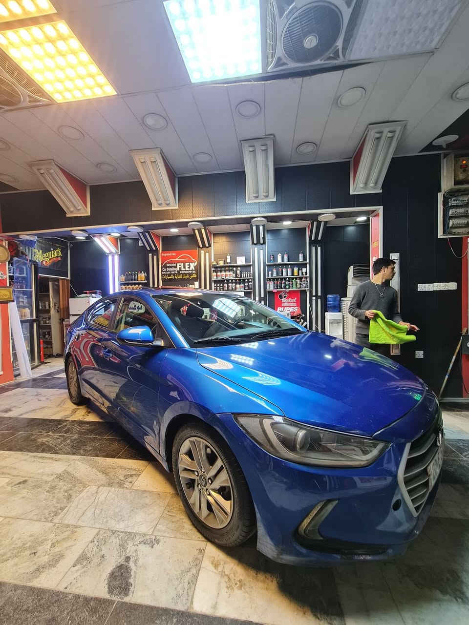 السلام عليكم
النترا موديل 2017 وارد امريكـي

فول مواصفات  محرك 2000 دوش

فتحة، بصمة، كشنات تدفئـة 

3 أنظمة  قيادة، ECO -NORMAL-SPORT

تحكم ستيرن، رادارات جانبية، 

داخل اسود 

كير ومحرك مكفـولات

رقم اربيـل وبأسمي وسنويتـها للـ2029

منطومة تبريـد كاملة شادلها ميكانيكي يعني ماكو فصلة وتبويـخ بالازدحـام ..

ماشيـه 100الف ميل

صـور الحادث بالتعليقات 

بيـها 4 قطـع (جاملغ وبنيد مـال امريكا )

(وجاملـغ خلفي ودوسة باب الصـدر هنا بالعراق )

السعر  123 وبيهه مجال بسيـط ..

مكان السيـارة بغداد 

***********
