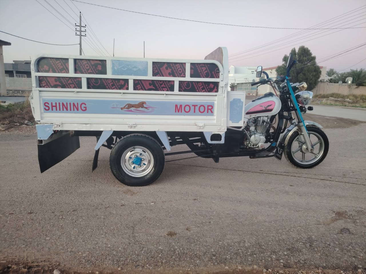 السلام عليكم للبيع موديل 20 أوراق كاملة مابيهة كل نقص مكينة فول مامتواجد خاص اتصل *********** ملاحضة اذا موشراي لاتتصل رحمة لأهلك
