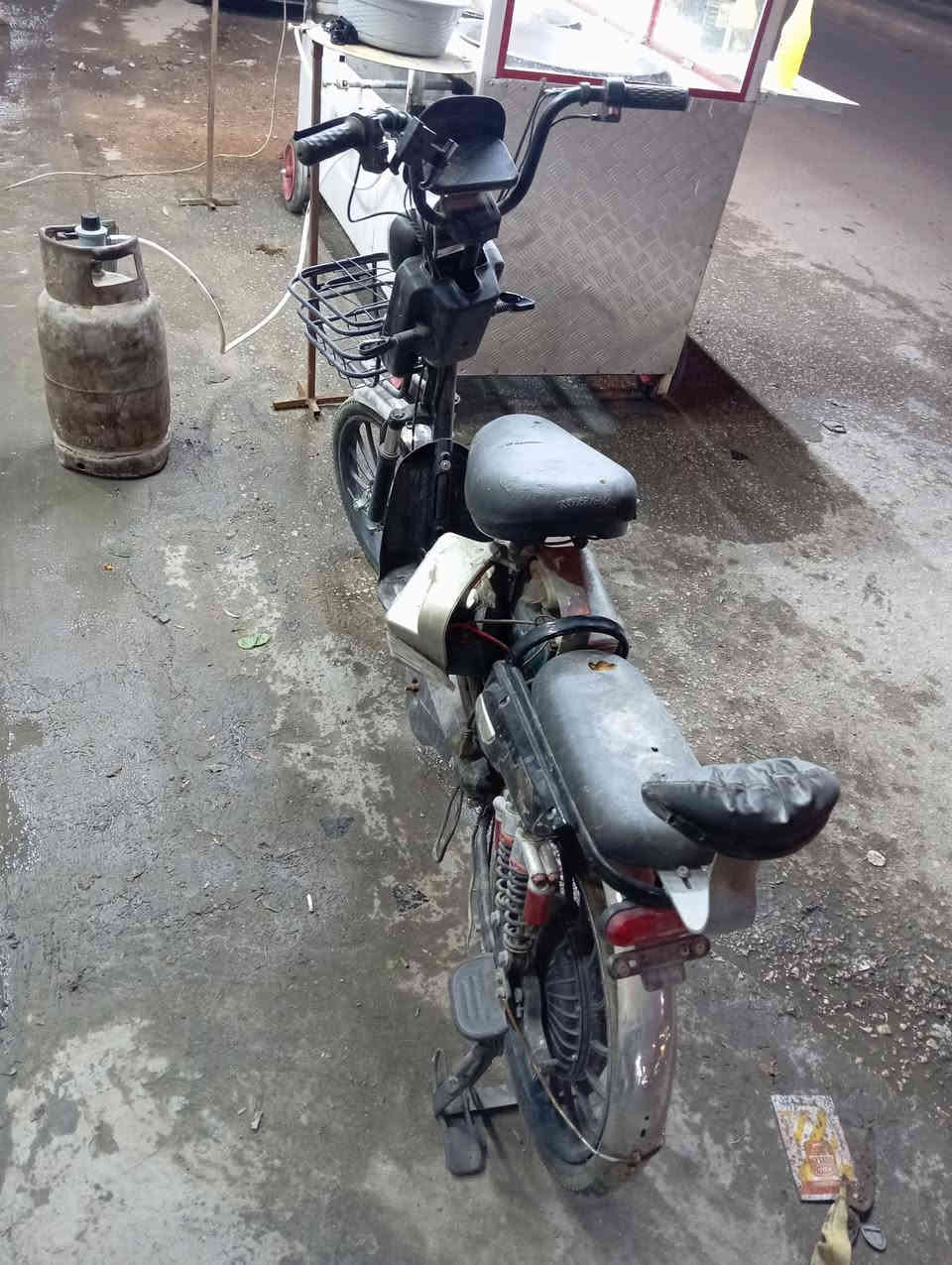 سلام عليكم دراجه شحن عوزها بطاريات السعر  150 وبيها مجال للشرايه مكاني كربلاء حي البعث الاستفسار ***********
