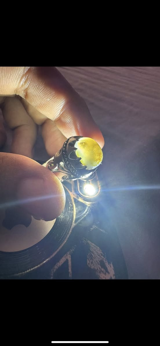 السلام عليكم … للبيع عقيق يماني قديم و سليماني و حلقة كلهن فضة 925 السعر 115 مكاني بغداد بوب الشام و ماعندي توصيل


**إذا كنت صاحب هذا الإعلان وتريد حذفه لأي سبب، رجاءا أرسل رسالة إلى الدعم الفني**