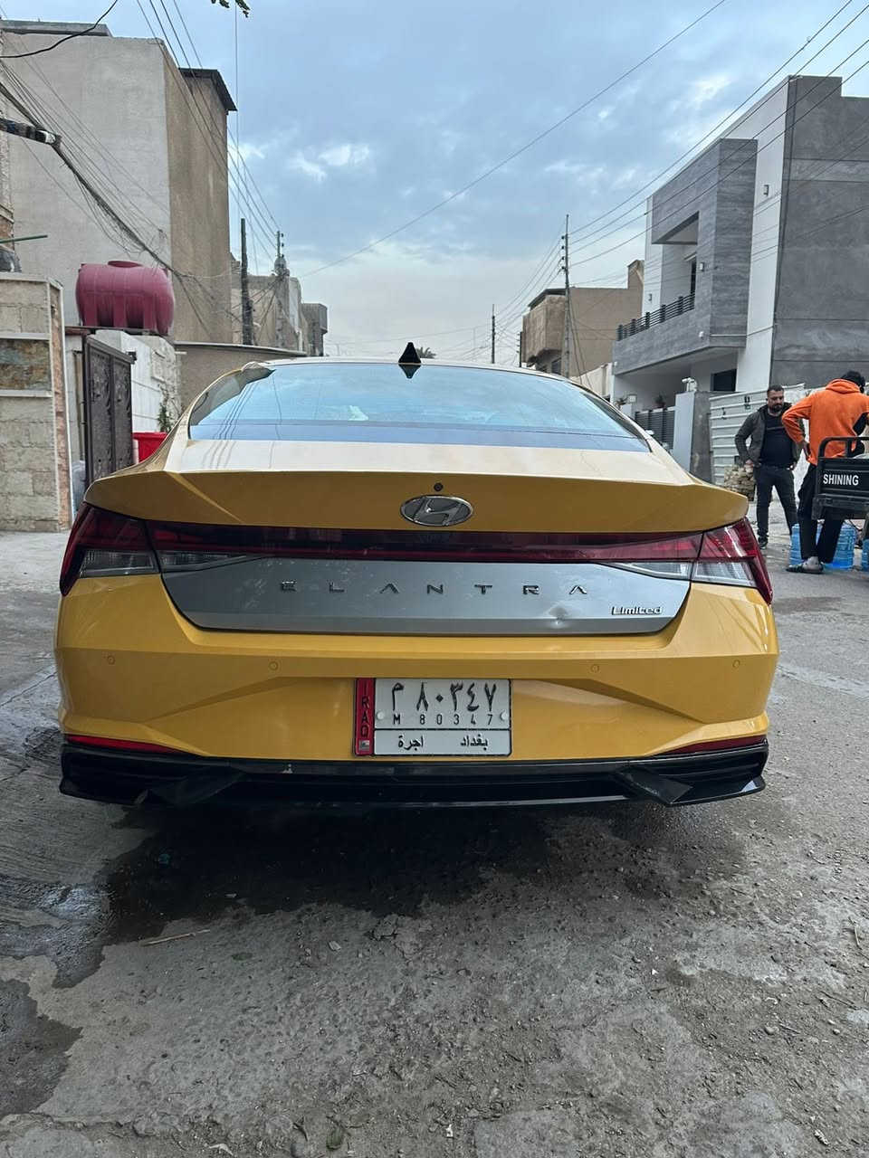 رقم بغداد
ماشيه 103 
فول السياره صور الحادث بل منشور 
سعرها 148 وبيه مجال 
***********
