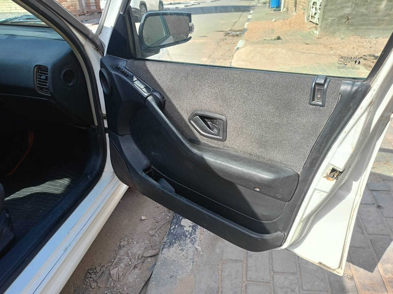 بيجو موديل 2015 سيارة نظيفة مكفولة من الصبغ والضربة عدا دحچه زغيرة مامبينه السعر 57  للاستفسار الاتصال بالرقم ***********
