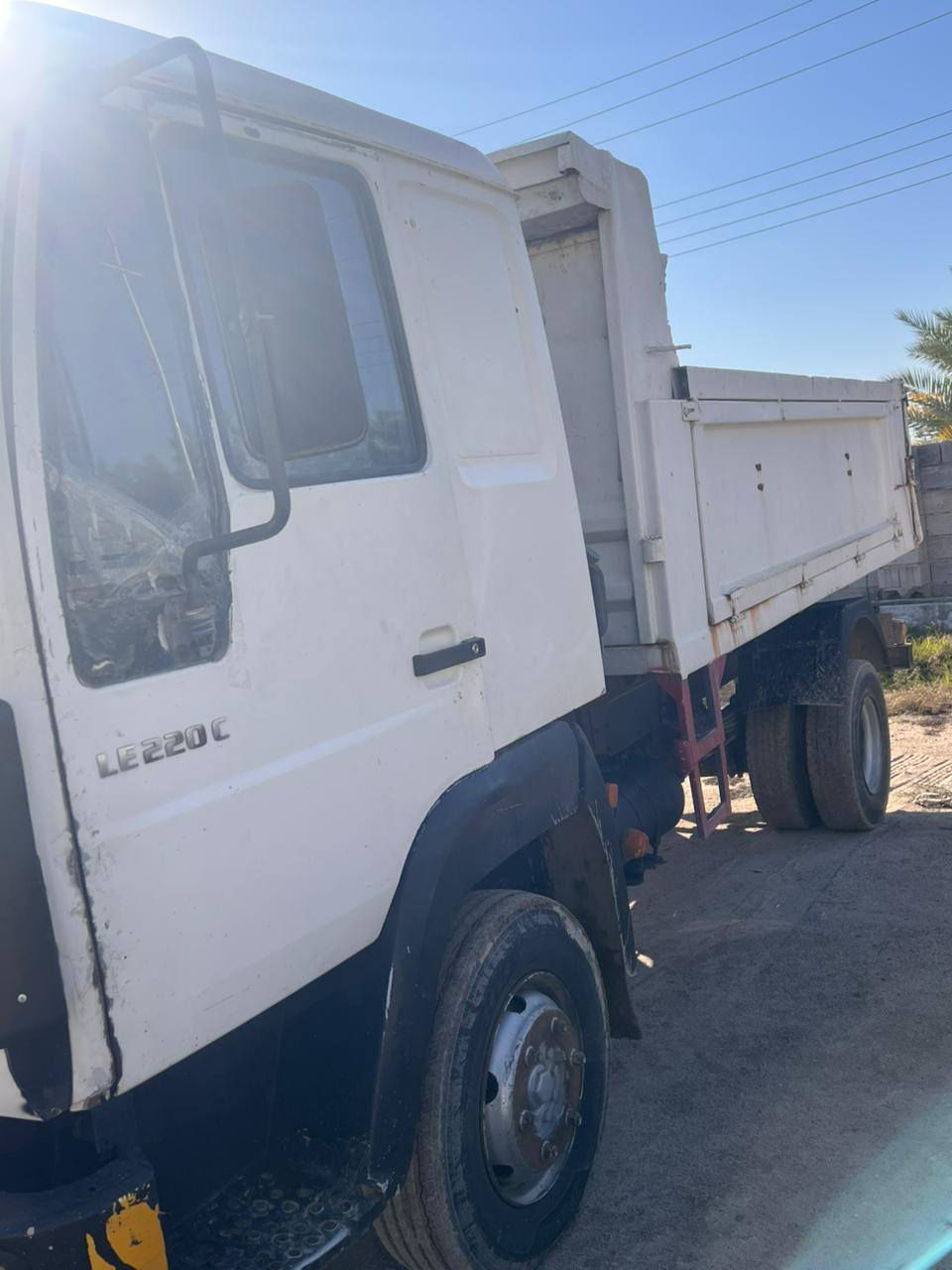 مان كنترا للبيع  السعر 85ورقه وبيه مجال قليل للاتصال ‏‪‪0789 109 1355‬‬‏
