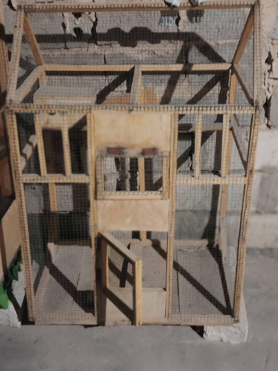 قفاصه للبيع جدد *********** بل حيره
