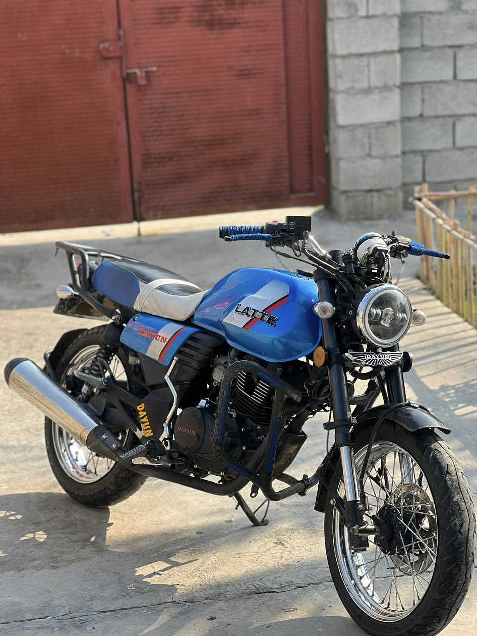 دايوان لاتيه 2022 شهر(7) مرقمه نكليزي مشروع وطني شلعه معدل تشك مابيها اي نقص  ديالى بعقوبه خرنابات سعر 2100وبيها مجال تصل او رمش ***********
