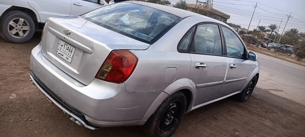 اوبترة 2006 كير اوتو بغداد
محرك قبل 3 أيام شادة 
تبريد ثلج 
تخم تاير جديد شادة
لايت العالي زنون 
صبغ حزام للجمالية 
ضرر يم قبق البانزين على كد جف الايد فقط بدون دواخل
السعر 55 وبيه مجال حك الجية 
مكاني ديالى خان بني سعد 
***********
