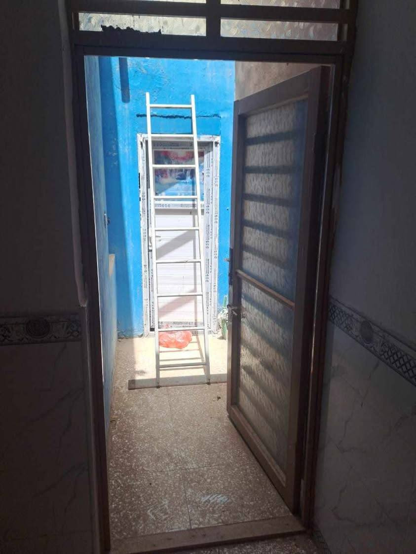 بيت زراعي سند 25 الأساس والفوك  صب البيت طابوك جمهوري غرفه وصاله ومطبخ وتخاريج خارجيه وداخليه  مقابل قريه الغدير عمود ٣٢٧ مزرعه مسدوده شارعين ٧٥ متر السعر 30مليون. ‏‪ 0780 802 7269‬‏

