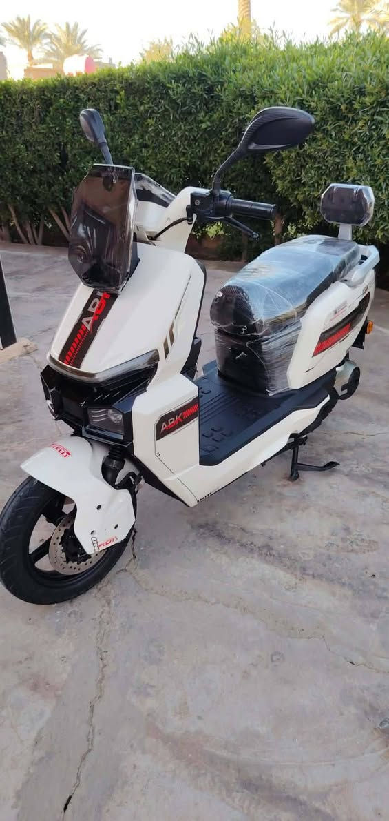 سلام عليكم دراجه شحن نوع ملكه للبيع من مؤيد طياره دراجه بعدها جديده
استفسار واتساب ***********
