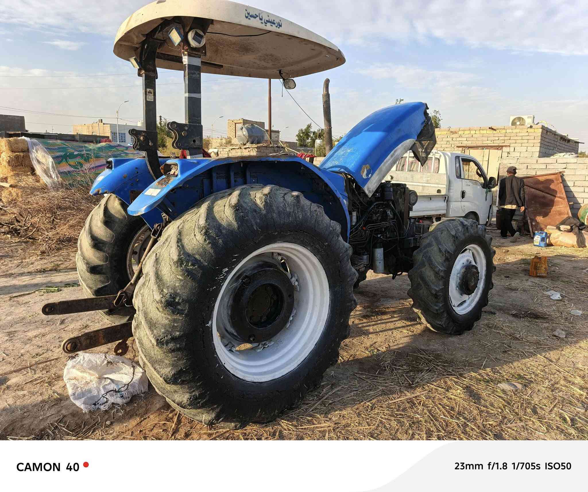 سلام عليكم مكينه نيوهلند حجم 80للبيع مديل 2011رقم ميسان تحويل مباشر مكينه مكفوله فقط بس محرك مفتوح والباقي مكفول كفاله عامه شرط شغل مكان الناصريه رقم الهاتف ***********
