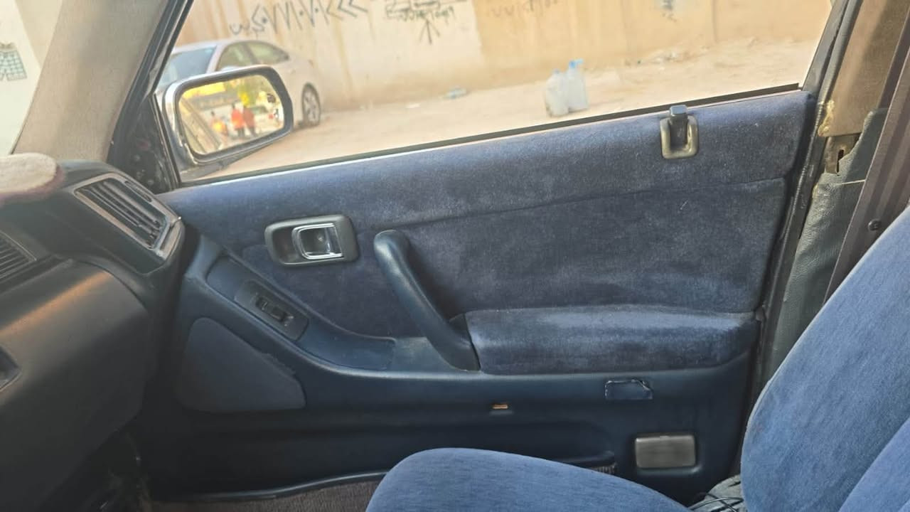 السلام عليكم تويوتا ارنب للبيع باسمي توني مجدد السنويه
تبريد توني شاد منظومه جديده السياره بيه كصه بلقماره مكاني بغداد الكراده 
سعره 50 وبيه مجال للطيبين
هاتف ***********
