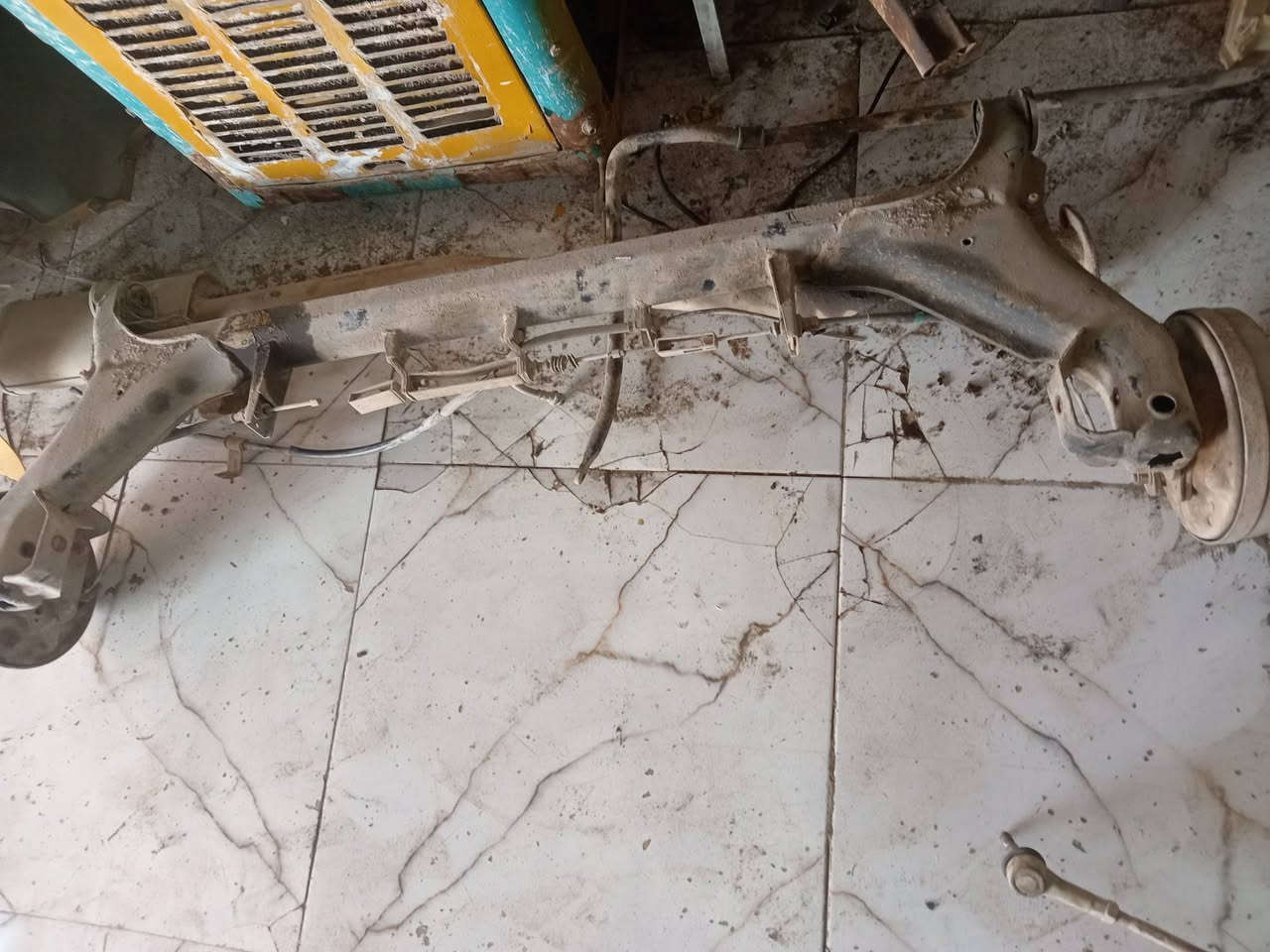 سلام عليكم غراض طيبه كله شغال وبيه ضمان شتريد موجود كلمن وسعره اتصل وتدلل مكاني كربلا ***********
