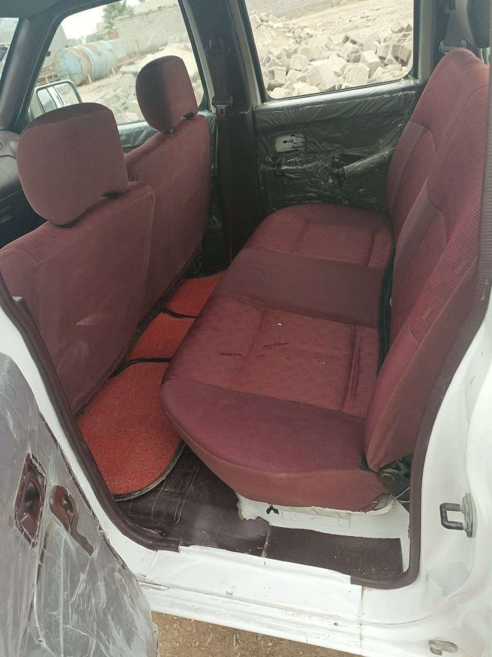 السلام عليكم للبيع نيسان 2015 بيهه صبغ حزام 130وبيه مجال ***********
