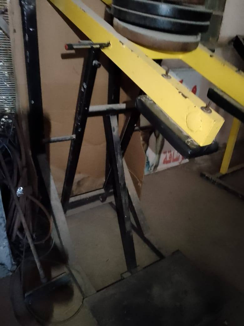 قاعه رياضيه كامله للبيع _ويرهم مراوس بكوفي أو مقهى ***********
