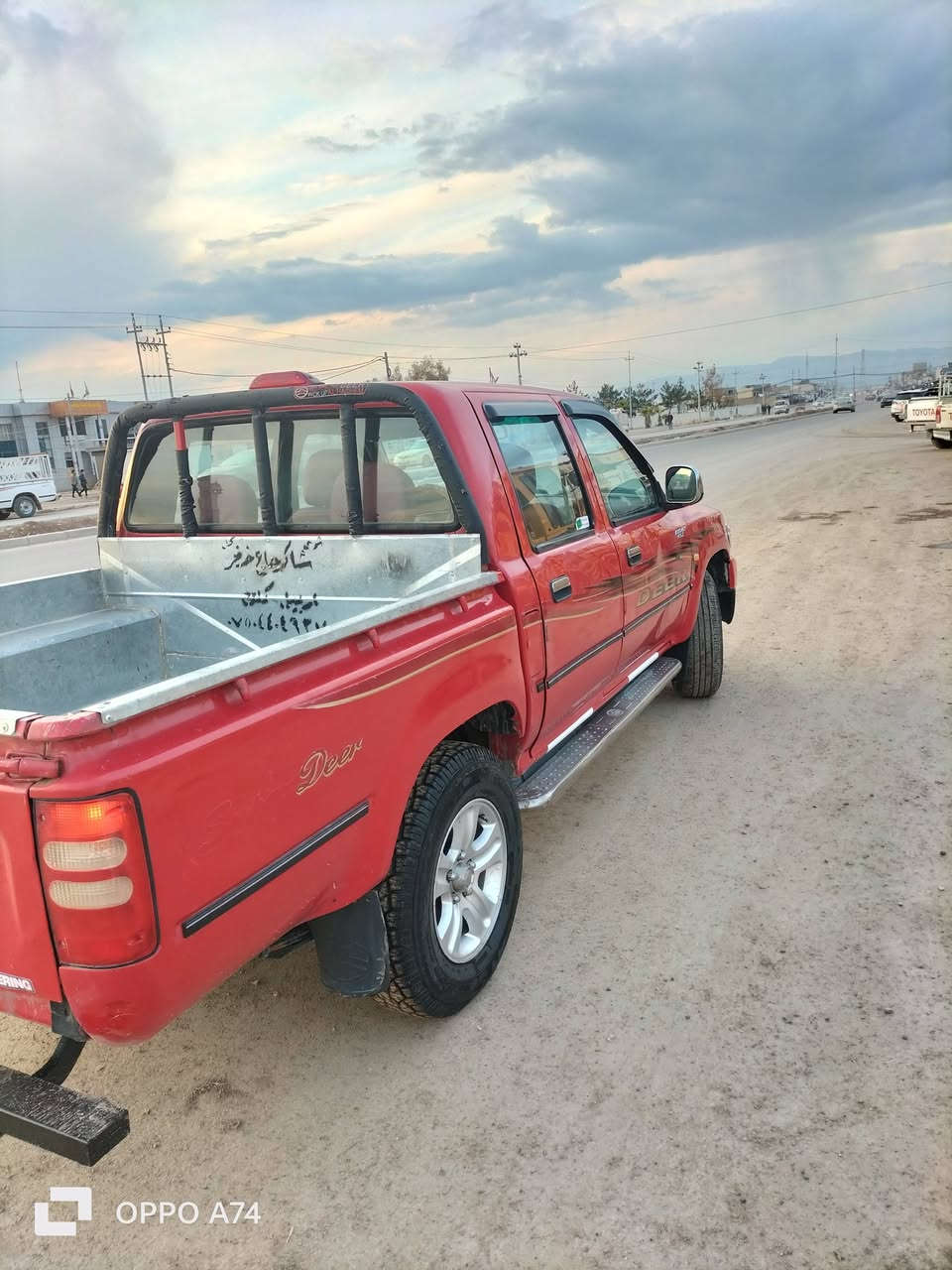 دير موديل 2009 غاز وبنزين كير ومكينه و اكسن بشرط ثلاث أشبار صبغ تبرين حار وبارد شغال طخم تواير جديدة تحويل وغرامه بشرط 200 غرامه عليه سعرة 52 و بي مجال ***********
