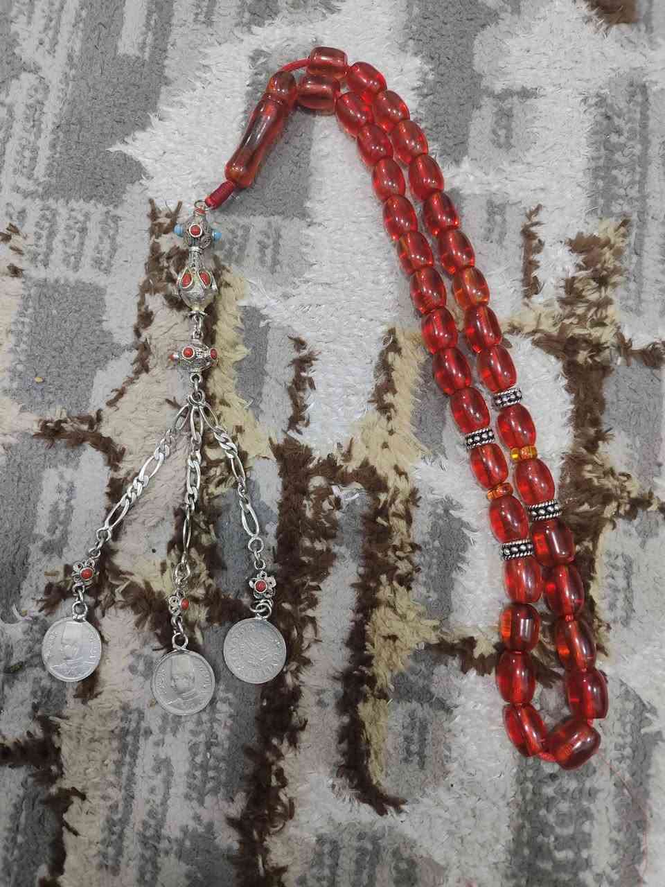 السلام عليكم سبحه سندلس ألماني خراطه بيت عنوز معوج كروشه 25 غرام 
***********
