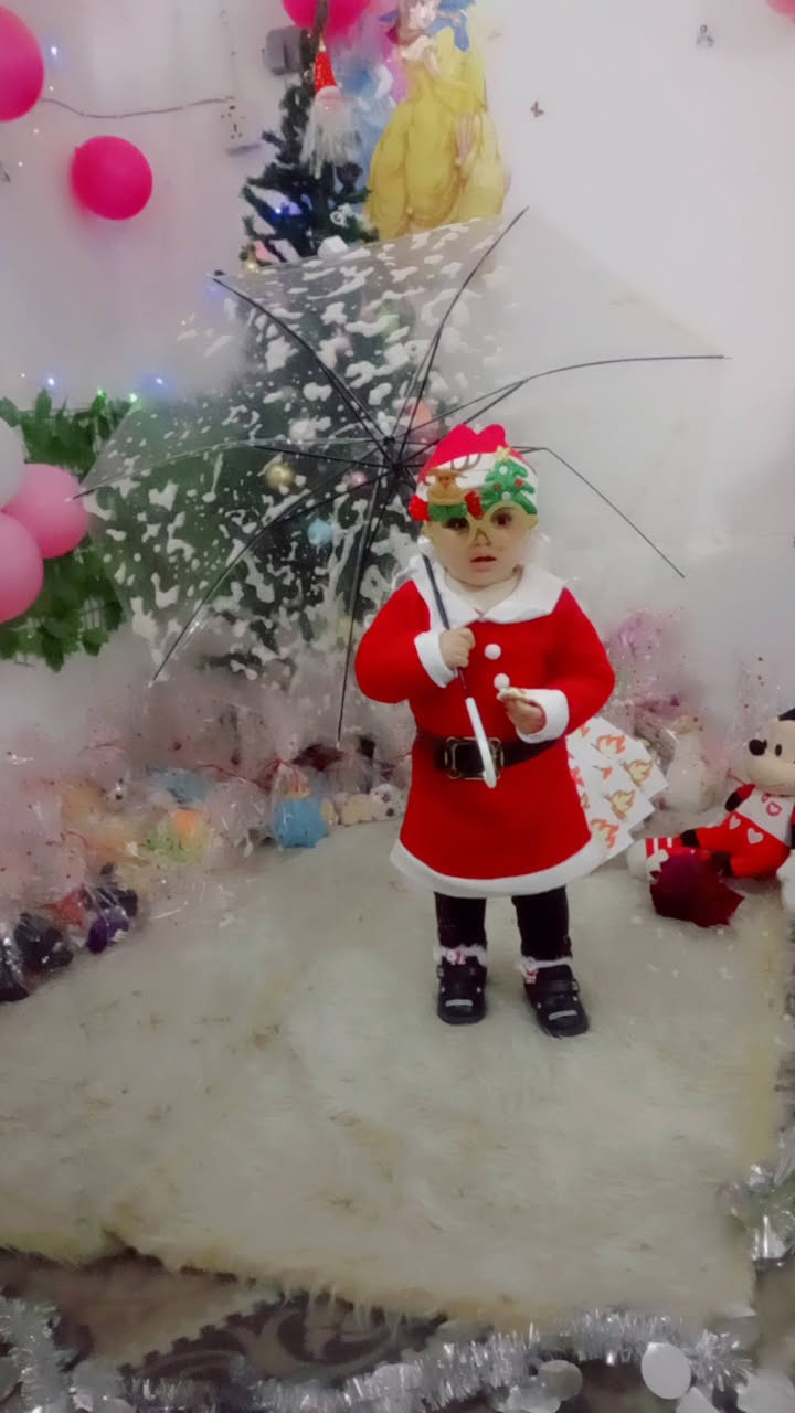 اجواء شتاء مع احتفالات عيد رأس السنة الميلادية 
من روضة وحضانة ماما فاتن 🌹💕 
نتمنا لكم ولاطفالنا اجمل ايام العمر يارب 
للتسجيل اتصل على الرقم ☎️ ***********
