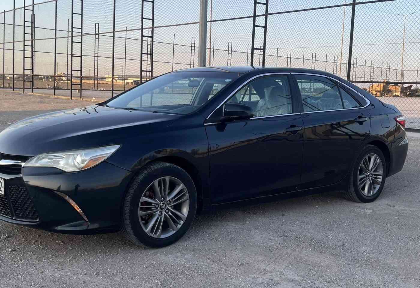 السلام عليكم كامري 2017 SE للبيع رقم اربيل بأسمي تحويل ثاني يوم سنوية لل 2028 (صبغ جاملغ وبنيد بدون اي دواخل بالشرط) تخم تاير جديد صدر امامي خلفي جديد تبريد ثلج كير ومحرك بالشرط لا تنقيص لا تبخير لا نضوح السيارة جاهزة من اي نقص السعر 129 وبيها مجال للشراي للأستفسار ***********
