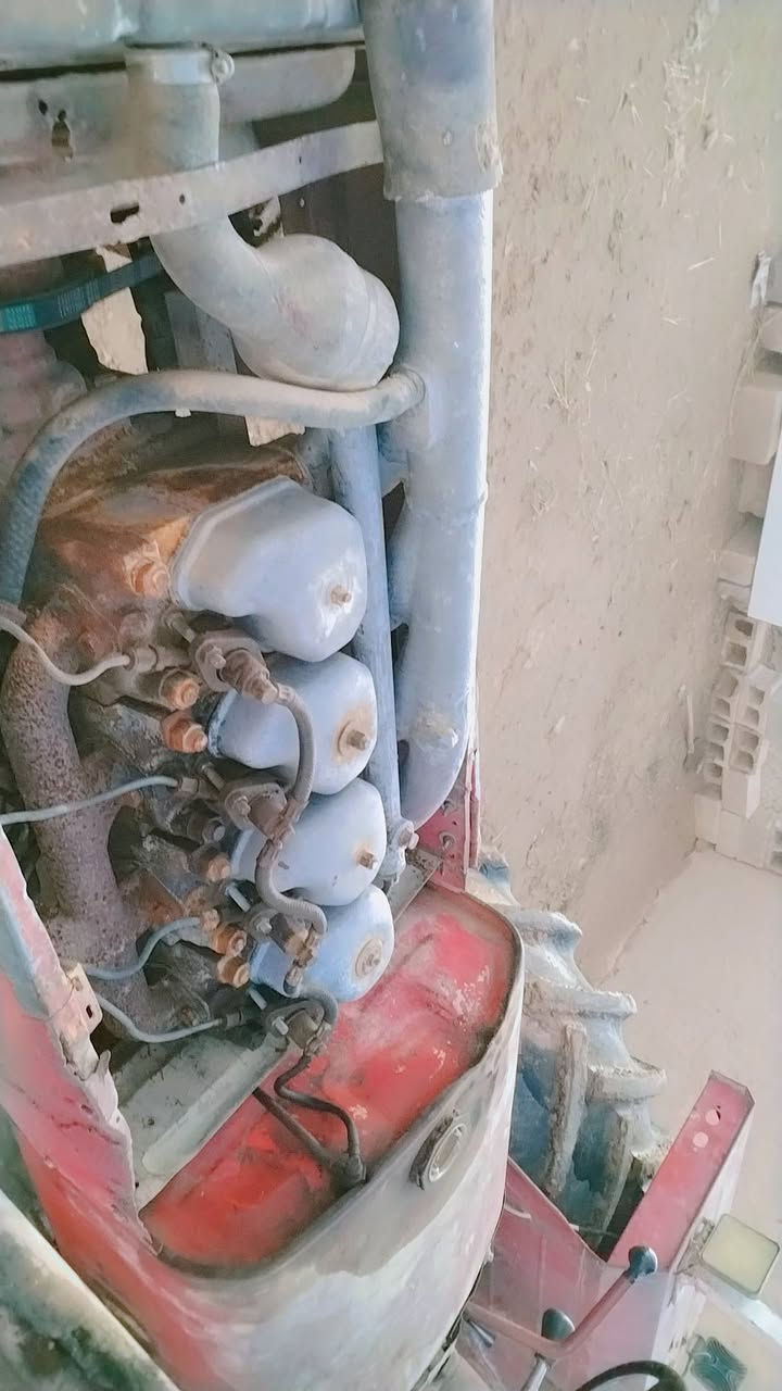 السلام عليكم اللبيع عنتر حجم71 موديل 80 بدون سنويه كسل هودريك محرك شرط تايرات الماميات جديد تايرات الخلفيات كثر من النص عمر كهربايات كله شقاله عنوان صلاح الدين رقم الهاتف ***********
