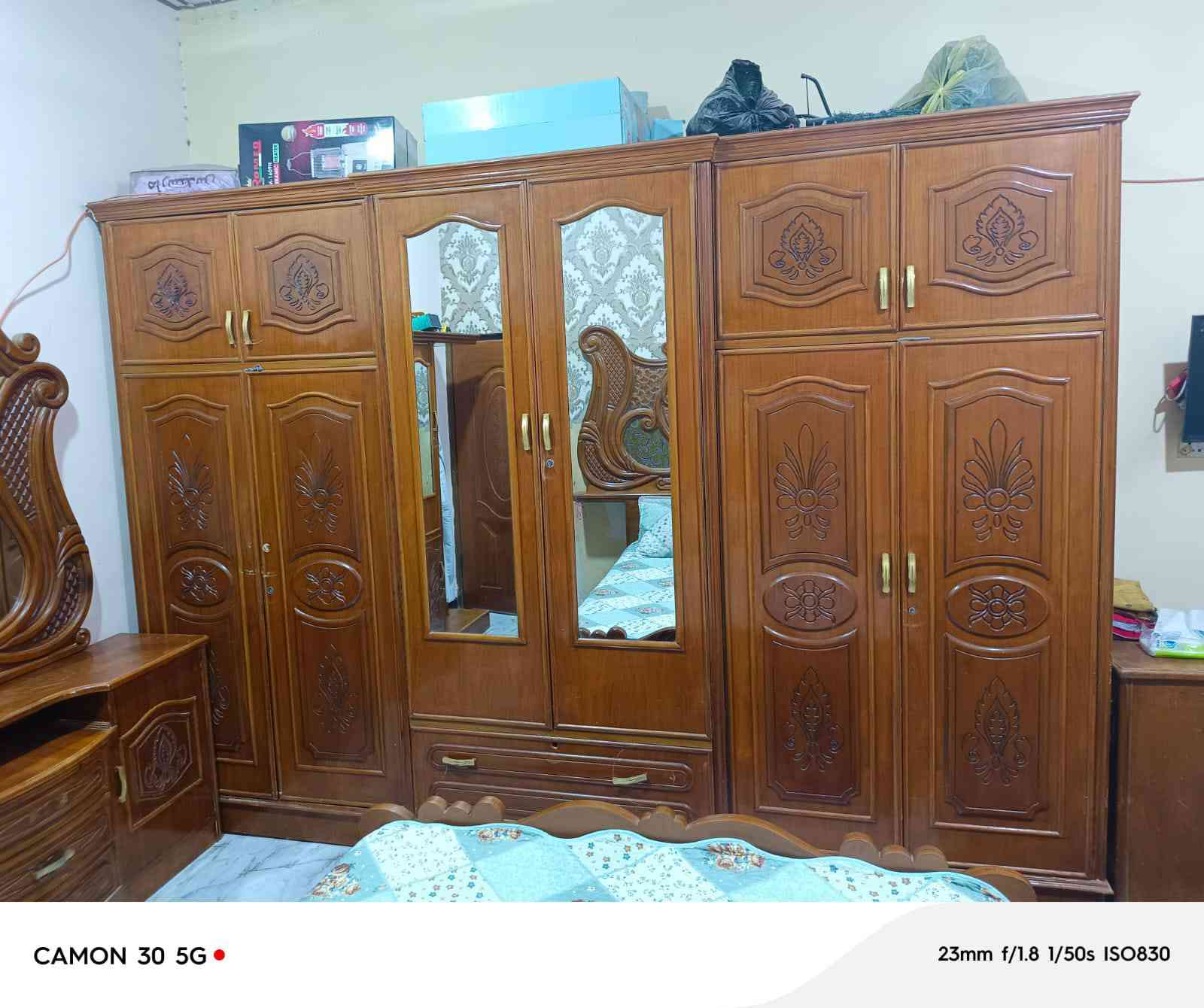 غرفه نجاره نظيفه وجديده الله شاهد بمليونين اخذتها وهسه ضطريت ابيعها ب800 وبيها مجال


**إذا كنت صاحب هذا الإعلان وتريد حذفه لأي سبب، رجاءا أرسل رسالة إلى الدعم الفني**