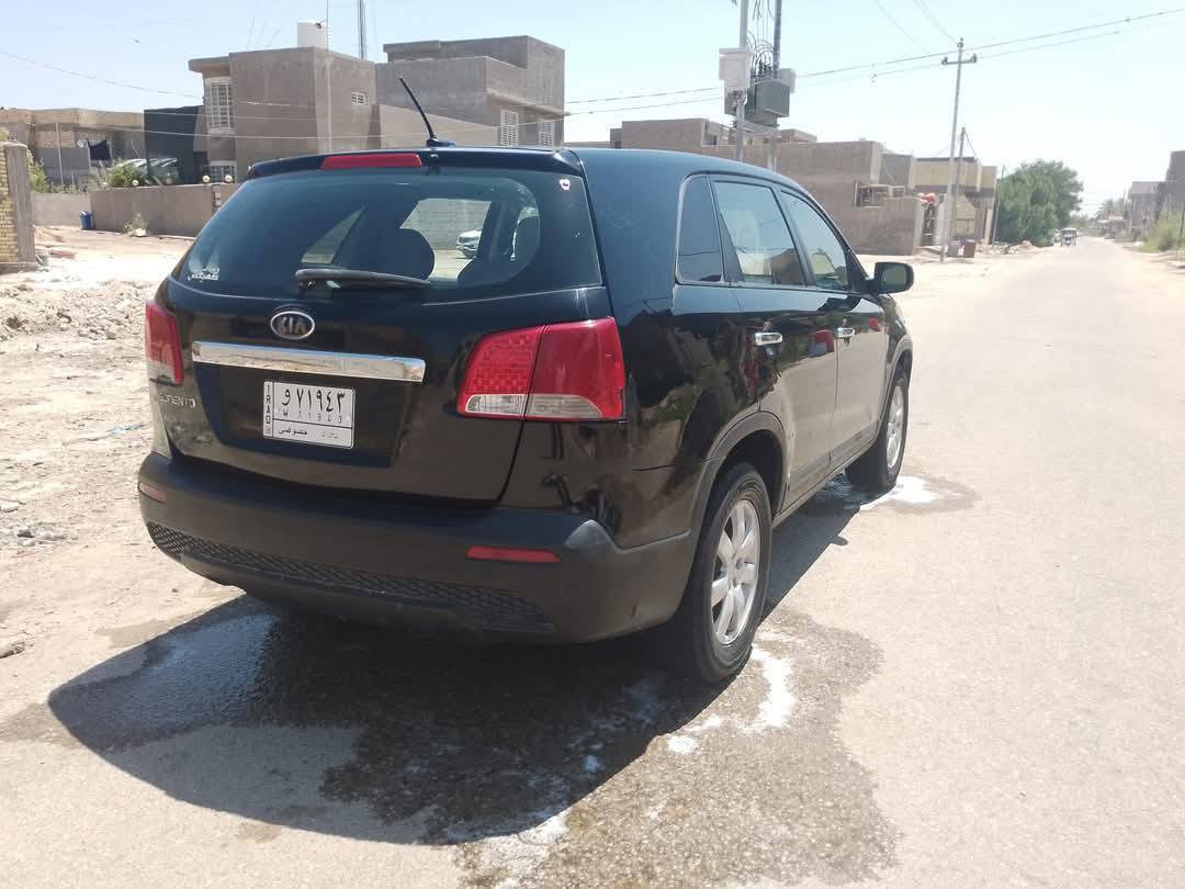 سورنتو 2011
4 سلندر (دوش) المرغوب 
تبريد قطعتين 
خمسه راكب 
تخم تاير جديد 
حداديه جديده 
تبريد ثلج 
كير جيد جدا 
محرك بالچيس كلش نظيف 
مانع انزلاق 
مانع انحدار 
تحكم استيرن جهتين 
حادثها خارج العراق  جوملغ ايسر مع تبديل صبغ بنيد  
السعر 120 قفل  قفل  قفل  مستعجل مشتري سياره منتظريني على المبلغ 
طلعتلي سيارة مستعجل على البيع 
رقم بغداد مشروع وطني  باسمي شرط التحويل 
العنوان بابل  القاسم 
سنويتها 2029 وطني 
***********
