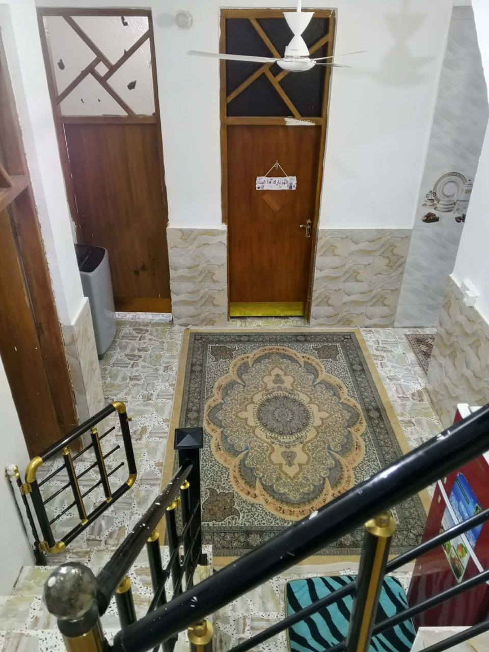 يالله توكلنا على الله بيت للبيع او مراوس بالبستان بيت مساحة فوك ١٠٠م البيت موقعه زراعي السياسين بصف التبليط المساحه ١٢٥م مربع بيت يتكون من غرفتين نوم صاله ستقبال مطبخ طرمه صحيات بيتونه بناء طابوق بيت موقعه مميز حاله حال الطابو مسجل بلديه مجاري مربوطه الاستفسار الاتصال
***********
***********
