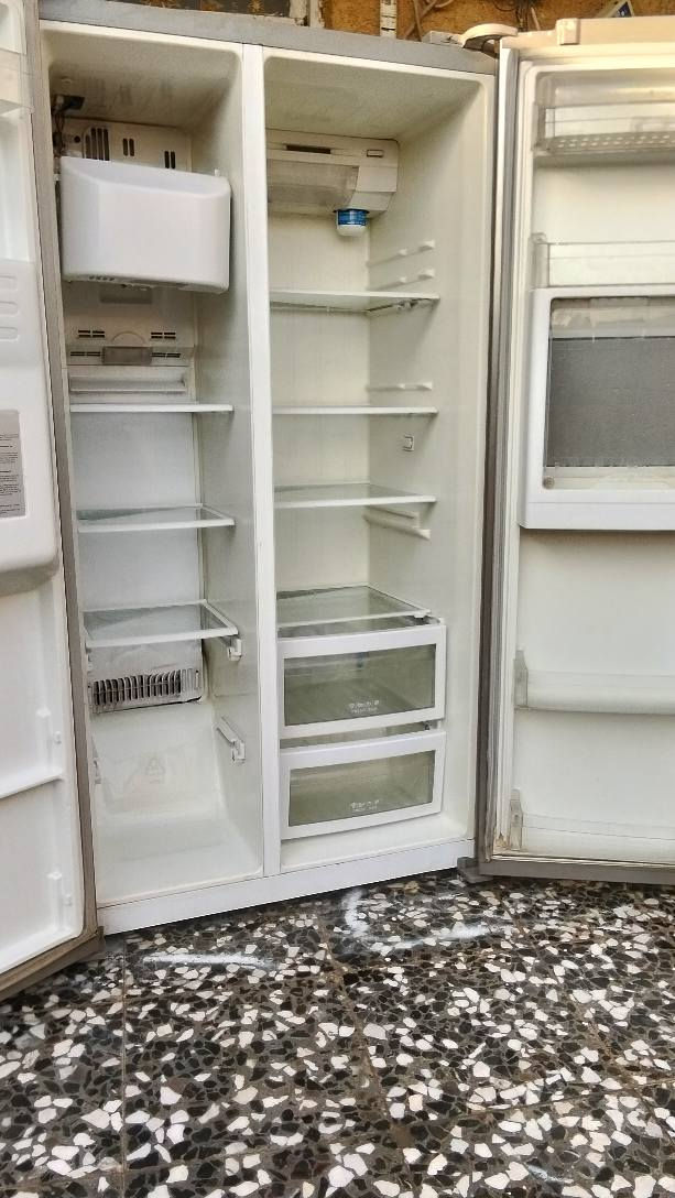 *********** ثلاجه 36قدم شغاله علفحص تجميد فول لسعر290 مدينه الصدر يوجد توصيل
