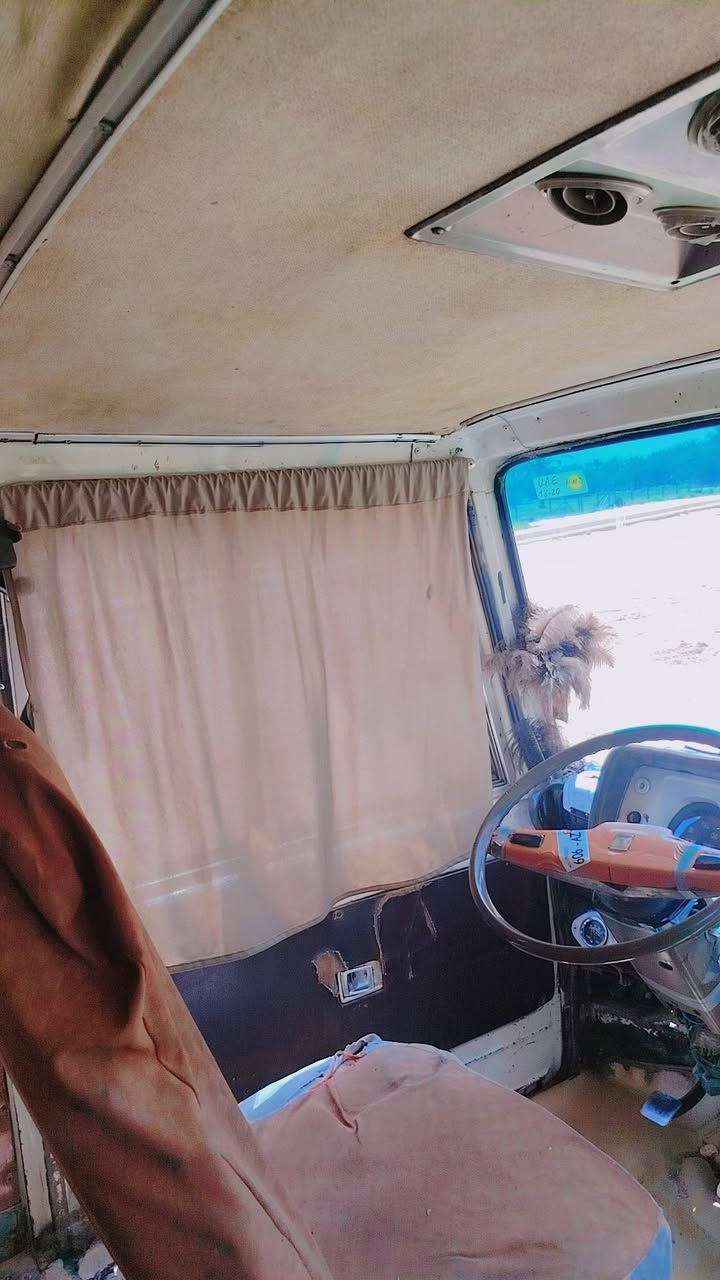 كوستر للبيع مكفوله من كلشي العنوان بابل حله للاستفسار الاتصال على الرقم ***********
