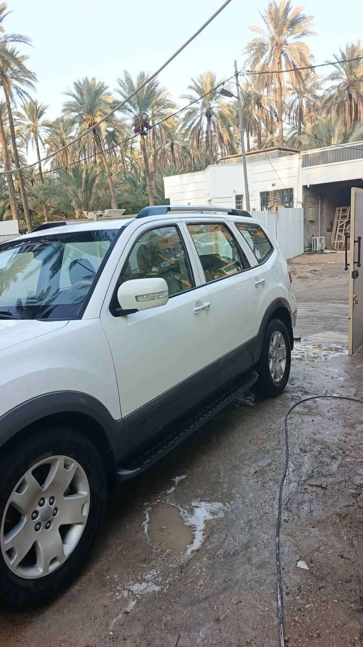 1- محرك 6سلندر 3800
2-فورويل
3-جنطه شفط
4-ستيرن كهرباء
5-كشنات كهربائية وتدفئه
6- 7راكب
7-بصمة تشغيل وابواب
8- بابين جهة السائق مصبوغة  والجاملغ
9- السعر  145 وبيها مجال
مكان كربلاء *********** Singapore
