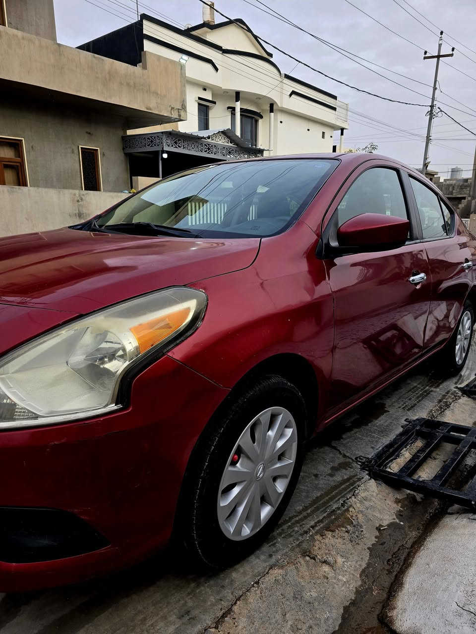 ياالله 
نيسان فيرسا 2018 
ماشي 69 / ميل . معلومات الضرر مرفق بورقة الفحص السيارة نظيفة وجاهزة السيارة مال بيت  . شاشة كاميرة - تبريد -كير - مكينة بشرط . سنوية وفحص جديدة رقم سليمانية . شرط تحويل او وكالة . بطاقة بنزين متوفر . مكان كركوك 
السعر 108 و بي مجال 
***********
