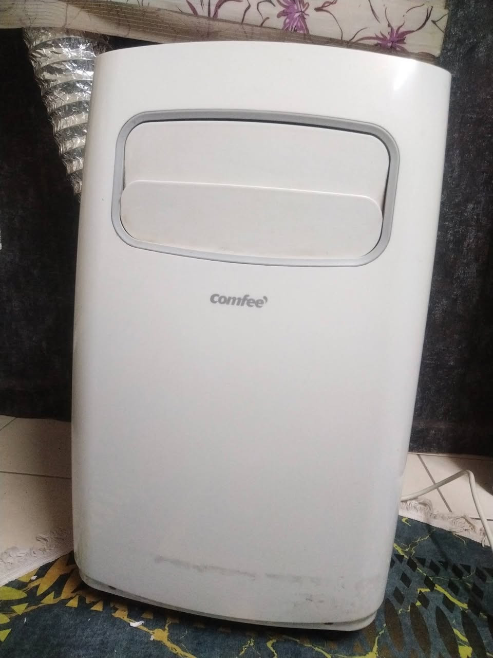 للبيع
سبلت صغير متنقل قياس ٧٠ × ٤٠ 

حجم ٩٠٠٠ btu تقريبا طن
يكفي غرفة ١٦ م
غاز R290 افضل نوع غاز
ريموت كنترول
الماني
يسحب بحدود ٤ امبير على اقصئ قوة

بيه خرطوم لاخراج الهوا الحار

السعر 195 الف
مكاني بغداد بسمابة


**إذا كنت صاحب هذا الإعلان وتريد حذفه لأي سبب، رجاءا أرسل رسالة إلى الدعم الفني**