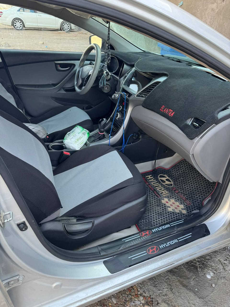 النترا وارد امريكي مديل 2016 رقم بصره سنويه باسمي ل2030  بيه 3 قطع صبغ  مكينه وكير وحداديه كله كفاله تخم تايرات جديد مكاني بصره حي بغداد رقم *********** سعر 105
