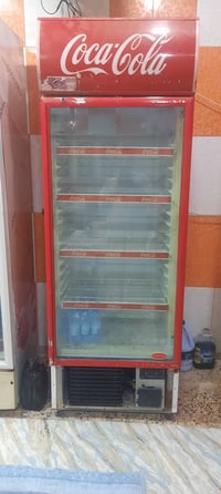 مجمدات ٢ • عارضات ٣ • رفوف ٥٠