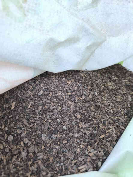 سماد دواجن 
شركة ريفكو 
وزن 25كغم  سعر6,000 للمفرد 
يوجد تخفيض للعدد
وكذلك سعر الكيلو مفرد 500 دينار 

📍 زورونا في موقعنا:
مشتل الأوسكار – حي الحنانة – شارع نجف _ كوفة
(مقابل غرفة تجارة النجف و فريندز كافيه ومطعم شريف– مجاور متنزه الحنانة العائلي)

🕗 أوقات الدوام:
من 8:30 صباحاً إلى 8:00 مساءً

📞 للطلب والاستفسار:
*********** – ***********
(اتصال / واتساب / مراسلة عبر فيسبوك)
 متوفر دفع  زين  كاش ومتوفر ماستر  

🚗 يتوفر توصيل داخل النجف
موجودين في تطبيق توترز لبعض المواد الزراعية 

أهلاً وسهلاً بكم دائماً في مشتل الأوسكار 🌹🌹🌹
