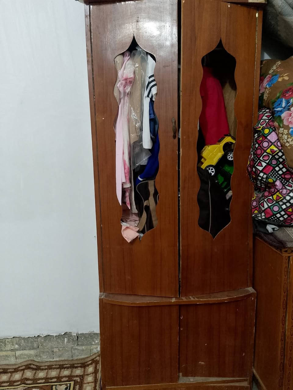 سلام عليكم ذني كلهن اريدهن ب 160 وبيهن مجال بسيط الرقم *********** بس وتساب
