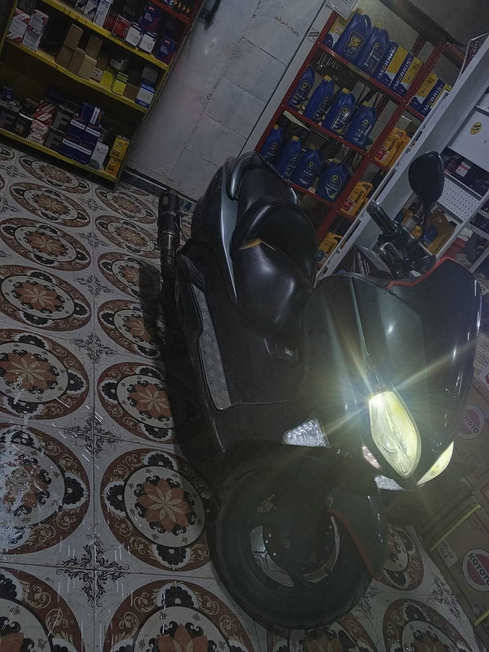 للمراوس فقط
مو للبيع 
09
فول مواصفات كريستال 
كير7نمر 4تحويلات+S
كفاله عامه كير/ مكينه /اكسل 
حته كتلوك الشركه وياه +ورقه مزاد 
الدراجه نظيفة كلش 
للتواصل ***********
مكاني ناصريه
