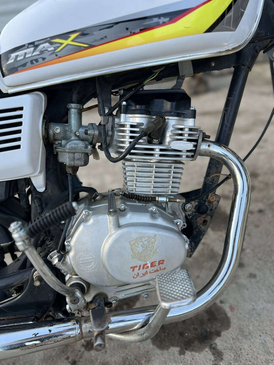 تايكر للبيع نظيف كلشي مايعوزو سعر 350 وبي مجال ***********
