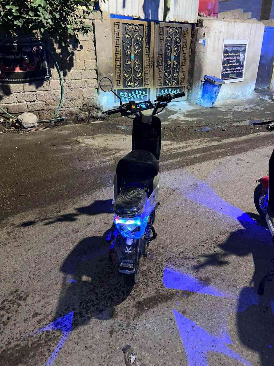 دراجه شحن ٤بطاريات للبيع مديل ٢٠٢٥كلشي شغال بيها حلوه نظيفه السعر ٤٥٠الف وبيها مجال العنوان بصره الابله صاحب الدراجه ***********👉 شط العرب, البصرة
