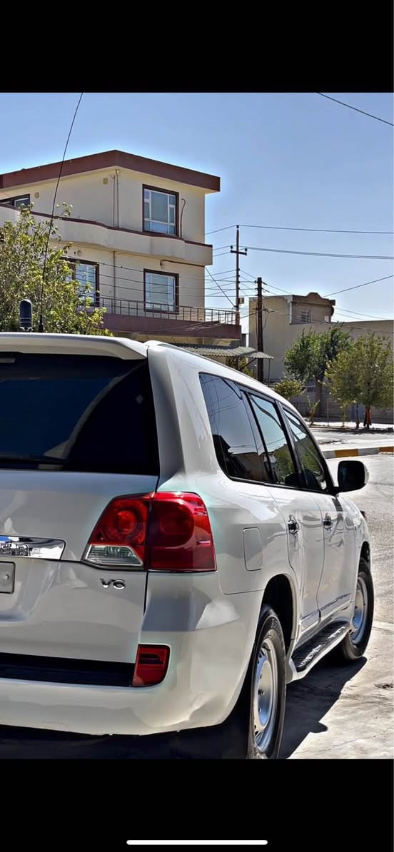 ناوی خوا. وه نه وشه 2008. فول عا دی.🤍📦🧿  سه یاره که ما لیکی خا وینه. سه یا ره که. به سمه یه  و فلچله دا وا وه کا ره بایه.  ده رگا. حا سه یه    زۆر جوانه. سه. یاره.که.  مه کینه ی. کرا وه ته وه. به. س به شه رتی. گیر و مه کینه.    سه نه وی هه تا 2029 تا زه یه.چوا ر ڕه قه میشه  و به نا وی. خۆمنه وه یه.  بۆیاخ. سۆنه ره که یم دانا وه. به. نا وی. نه ی. گرتۆ. تا یه کانی. تا زه یه.  زۆر جوانه. 🤍🧿📦نرخی 255گه لا و مه عا مه له.  بۆ زانیا ری زیاتر. په یوه ندی بکه به م ژما ره ته له فۆنه وه :***********
***********
نا و نیشان. :پیره مه گرون السليمانية, العراق
