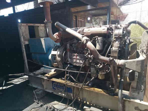 سلام عليكم موقع للبيع كله ذهبي بمنطقت الحافظ يحتوي مكاين افيكو 137 توليد لوري سمر افيكو 120 توليد لوري سمر استندر استفسار ***********
