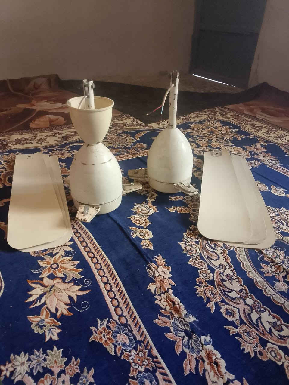 مرخصت مدير الكروب مراوح اندواله شغالات على فحص الوحده ب٤٠الف الشراي ***********
