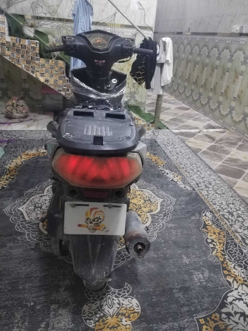 للبيع دراجة سكنس دراجة حلوة كلة شغال سلف هندر كهربائيات كلة شغال مكينة حلوة تجي تفحص وتقتنع السعر125 بيهة مجال حك الجية مكاني كربلاء حي الغدير يم الصورة للتصال *********** متواجد واتساب كذالك
