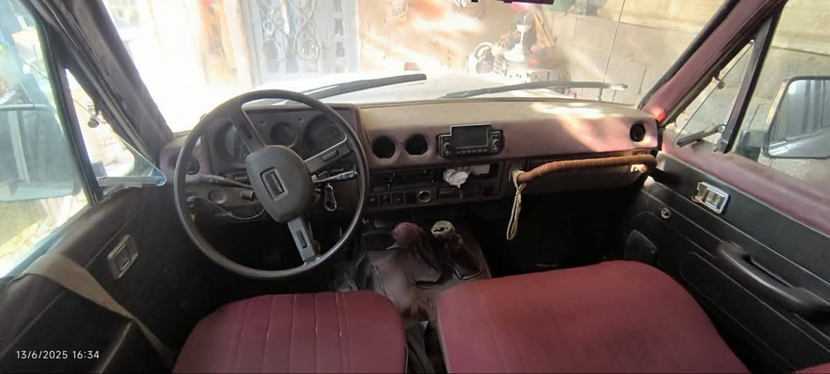 لاندكروز مكينه بلاد كير ٤نمرنوع السياره. لاند كروز
موديل 84
سياره بلادي 
مكينه.  كير. اكسل. بلادي 

احله من الصور 

السنويه مجدده  2030 

تخم تاير جديد 

النضافه كما موضح ب الصوره 
و بعد احله 

الاستفسار الاتصال ع الرقم 
***********
قحطان الحسيني
