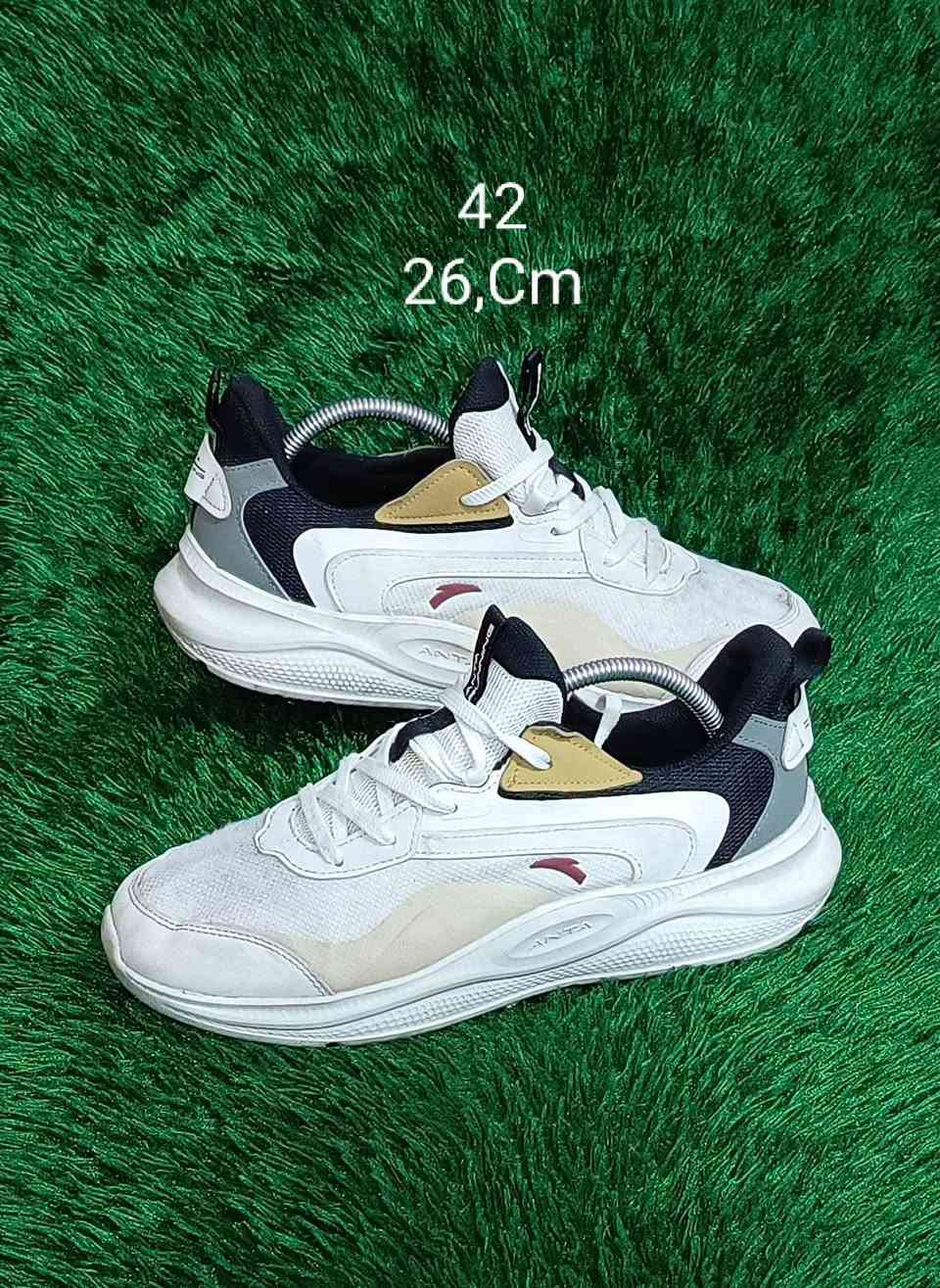 👟اخذيه باله درجه اولى 💯 نظافه فول 
ماركات مختلفه  وقياسات مختلفه 

رجالي  فقط ..يوجد توصيل جميع المحافظات 🚛 
***********📱
