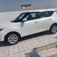 للبيع كيا صول 2023 امريكي فقط بارد  الچاملغ الامامي بارد اسياره جديده ...